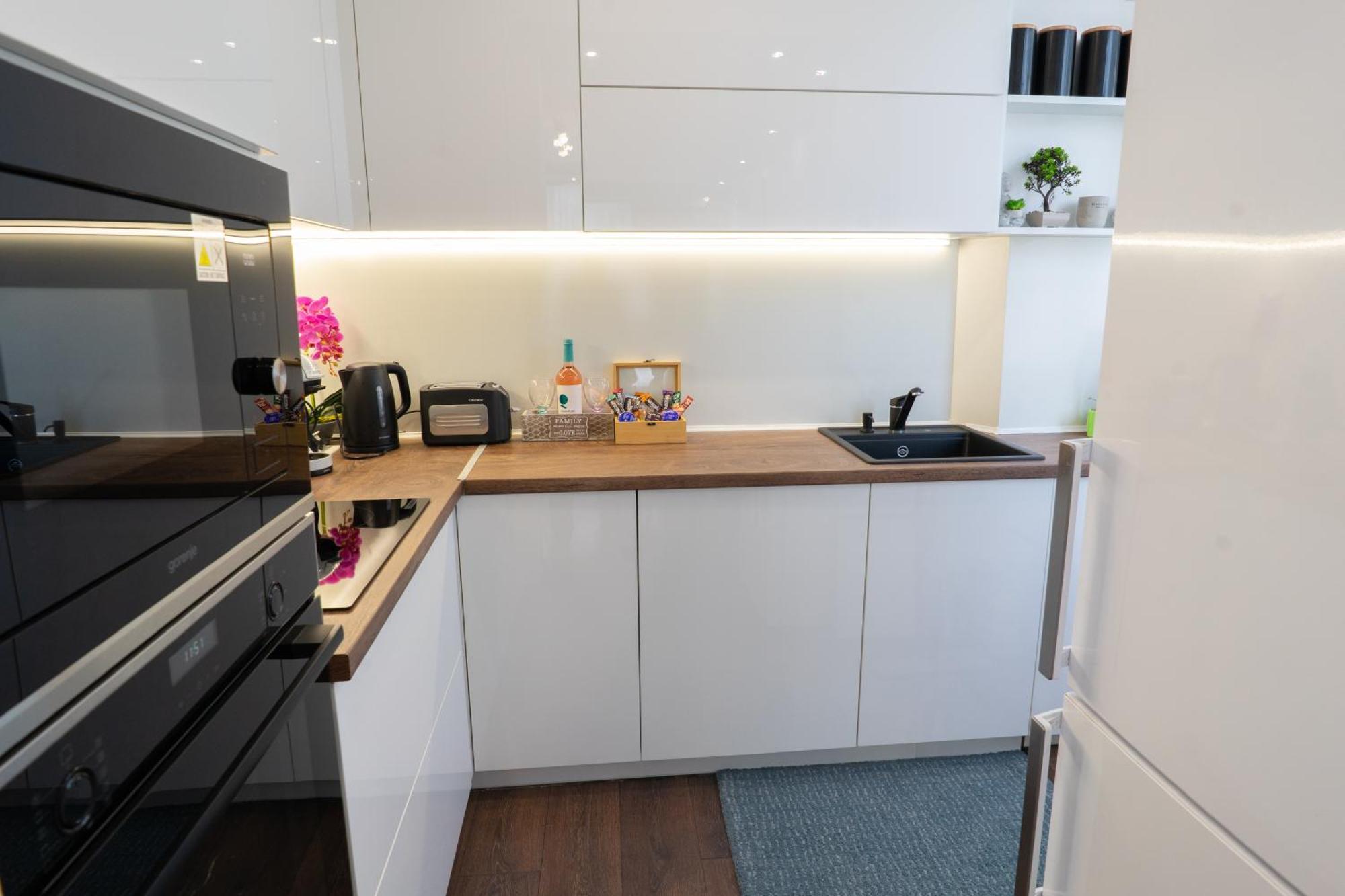 Luxury 2 Bedroom Apartment In Central Varna Exterior foto